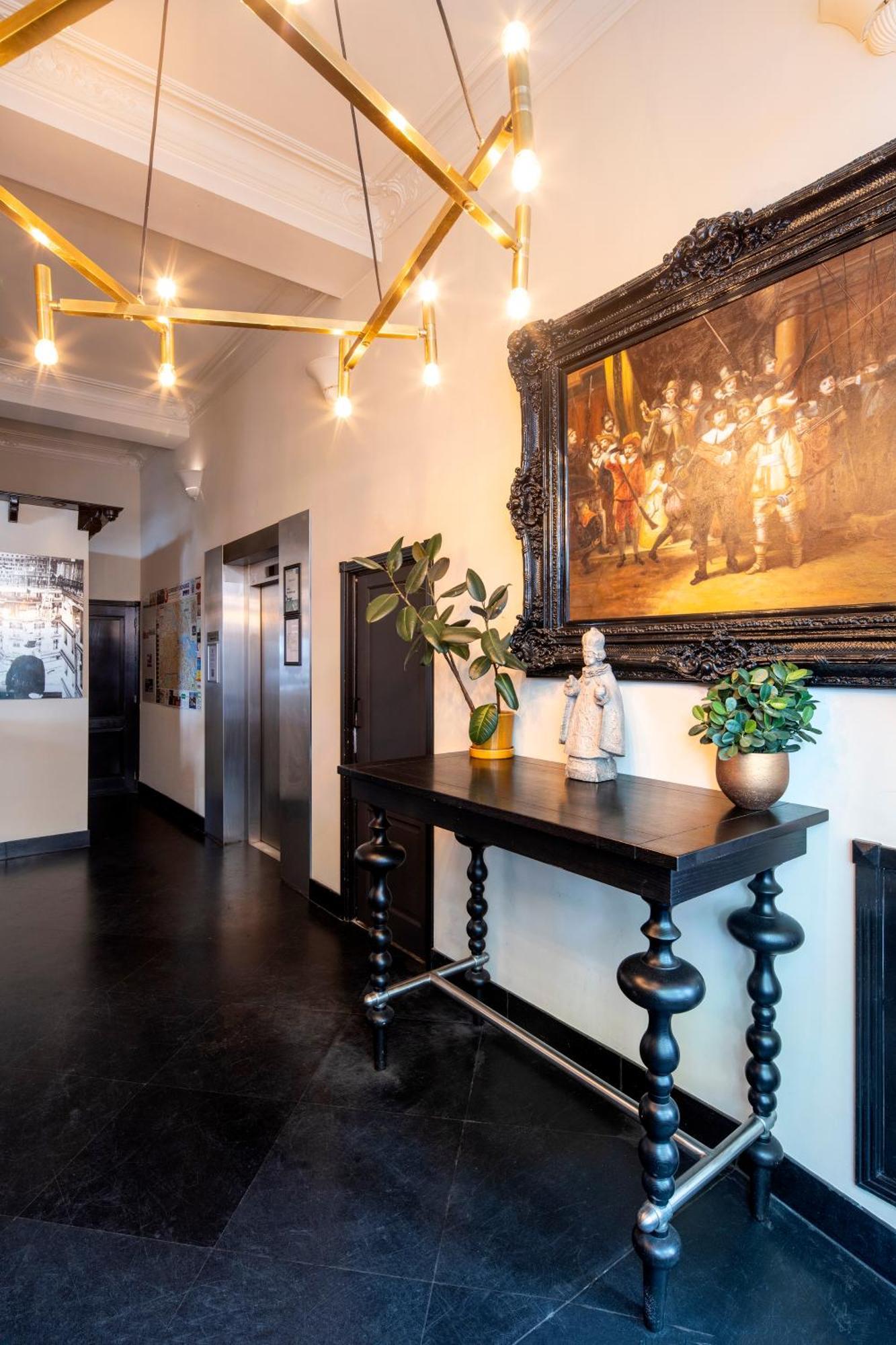 Hotel Sint Nicolaas Amsterdam Ngoại thất bức ảnh