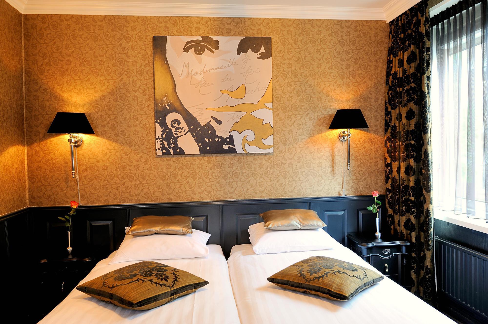 Hotel Sint Nicolaas Amsterdam Ngoại thất bức ảnh